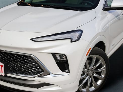 Used 2025 Buick Encore GX Avenir w/ Avenir Technology Package FWD image 19