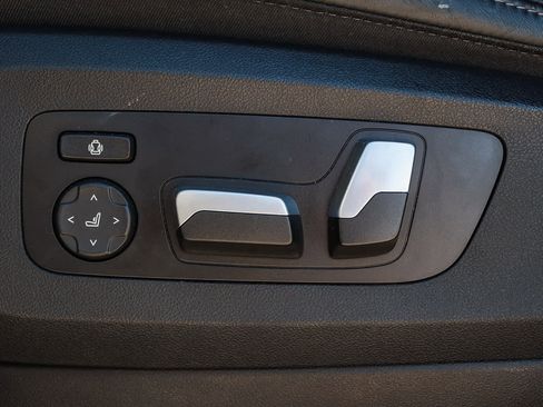 Used 2023 BMW X5 xDrive40i w/ M Sport Package image 27