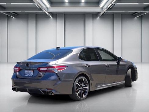 Used 2019 Toyota Camry XSE w/ Driver Assist Package FWD image 4