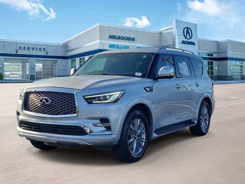 Used 2018 INFINITI QX80 4WD w/ Driver Assistance Package image 3