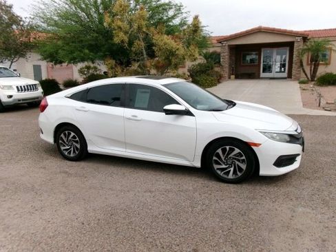 Used 2016 Honda Civic EX image 5