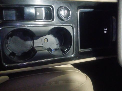 Used 2021 Lincoln Corsair AWD w/ Premium Package image 26