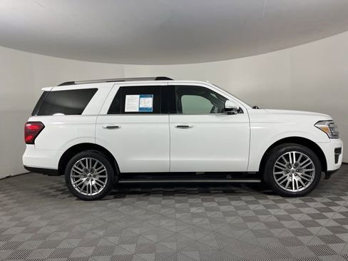 Used 2024 Ford Expedition Limited RWD image 12