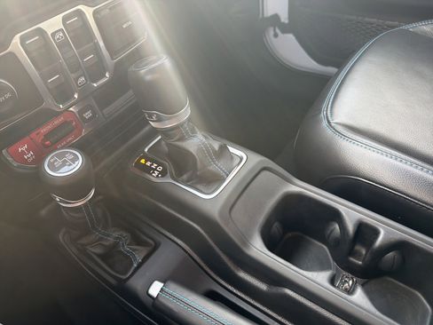 Certified 2023 Jeep Wrangler Unlimited Rubicon 4xe w/ Steel Bumper Group image 21