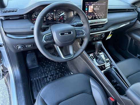 New 2026 Jeep Compass Latitude w/ Quick Order Package 29K image 6