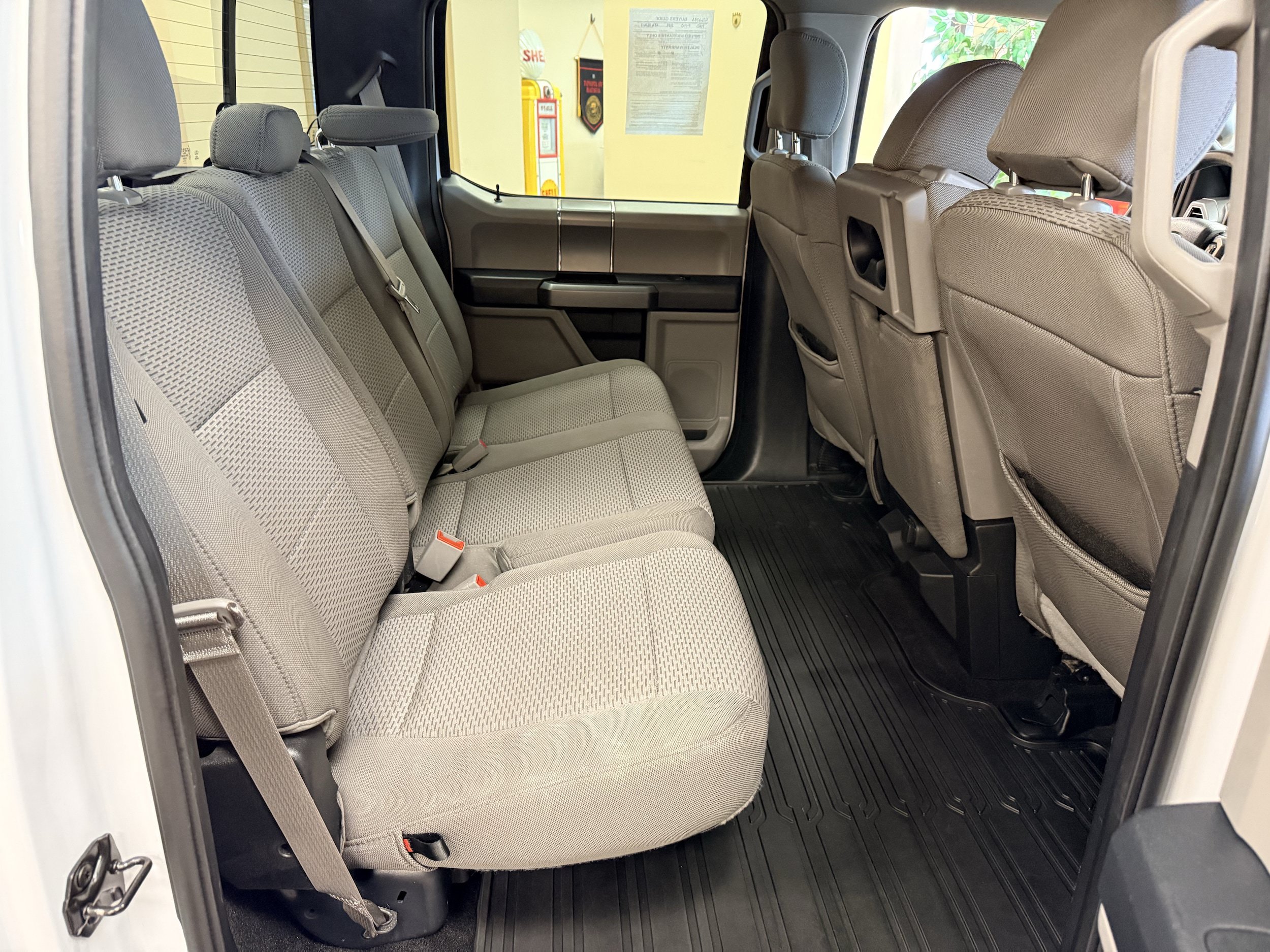 Used 2019 Ford F150 XLT w/ Equipment Group 302A Luxury AWD/4WD image 18