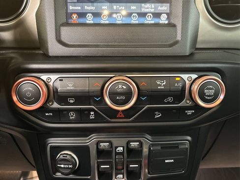 Used 2019 Jeep Wrangler Unlimited Sport S AWD/4WD image 31