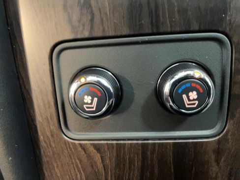 Used 2024 Nissan Murano Platinum w/ Cargo Package image 11