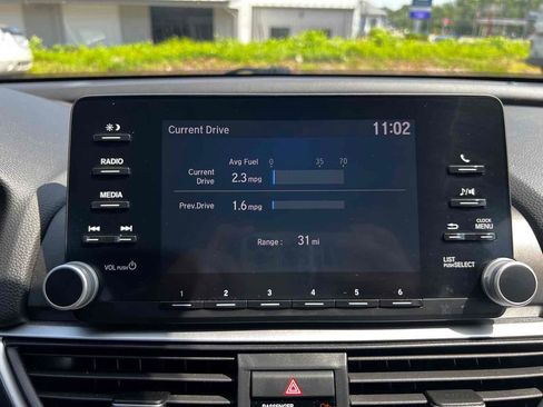 Used 2019 Honda Accord LX image 25