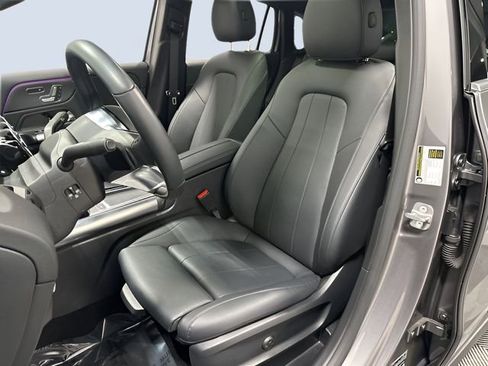 Used 2025 Mercedes-Benz GLA 250 4MATIC image 30