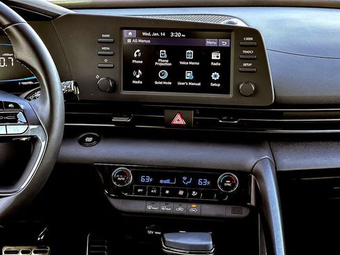 Used 2025 Hyundai Elantra Sport w/ Cargo Package FWD image 27