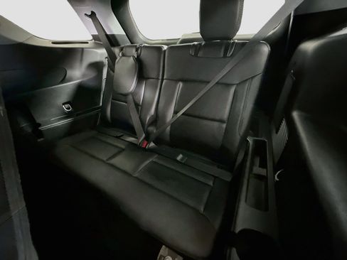 Used 2023 Ford Explorer Limited AWD/4WD image 41