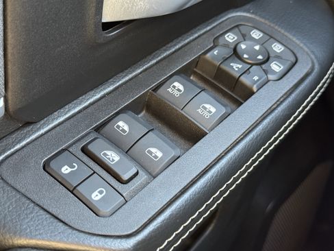 Used 2025 RAM 2500 Lone Star image 25