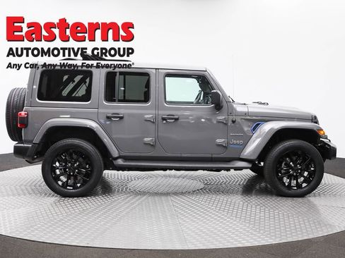 Used 2021 Jeep Wrangler Unlimited Sahara w/ Cold Weather Group image 4