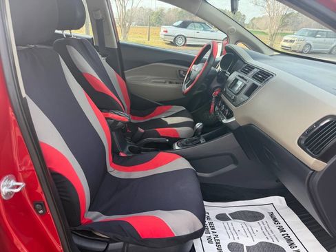 Used 2014 Kia Rio EX w/ Convenience Package image 17
