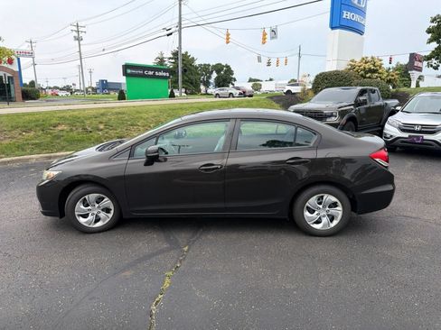 Used 2013 Honda Civic LX image 4