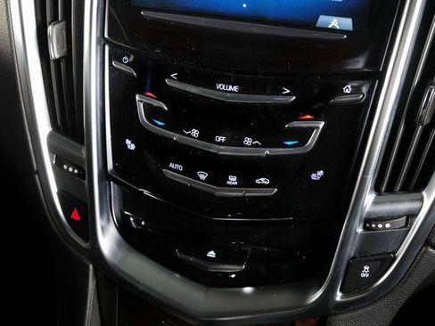 Used 2016 Cadillac SRX Luxury image 14