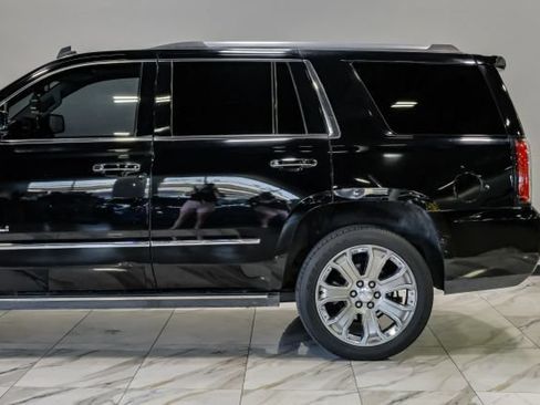 Used 2015 GMC Yukon Denali w/ Touring Package AWD/4WD image 19