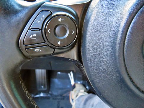 Used 2022 Toyota GR86 RWD image 20