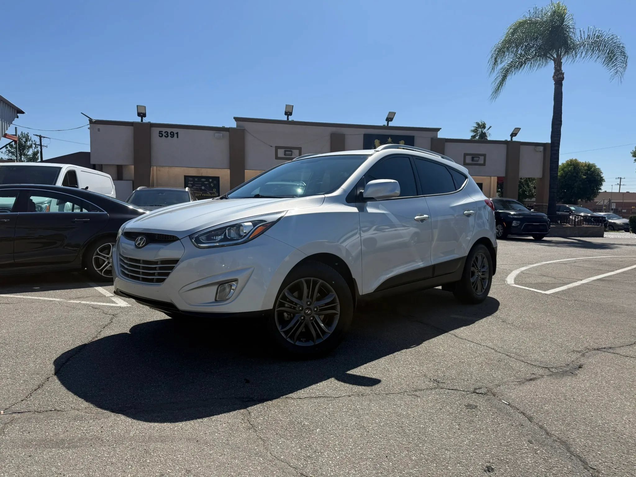 Used 2014 Hyundai Tucson SE FWD image 1