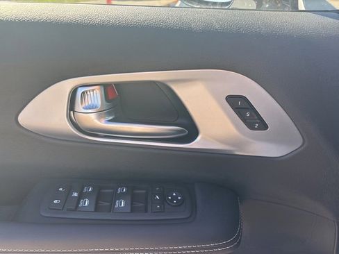 New 2026 Chrysler Pacifica Limited w/ S Appearance Package image 20