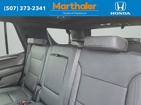 Used 2025 Chevrolet Tahoe LT AWD/4WD image 13