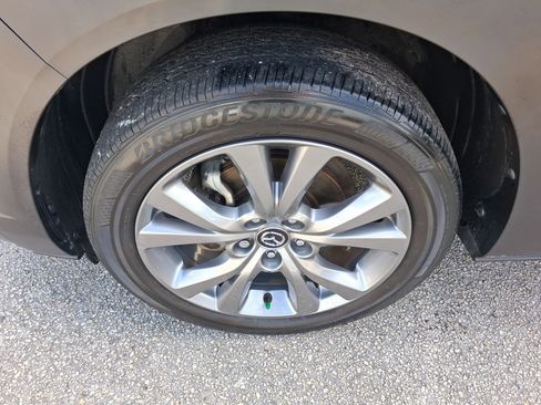 Used 2023 MAZDA CX-30 AWD 2.5 S w/ Premium Package image 19