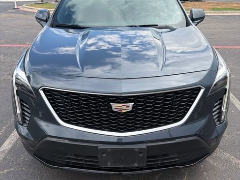 Used 2019 Cadillac XT4 Sport FWD image 2