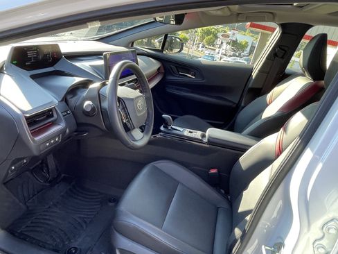 Certified 2024 Toyota Prius Prime FWD image 9