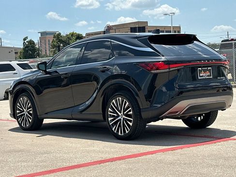 Used 2023 Lexus RX 350 w/ Accessory Package (Z1) AWD/4WD image 4