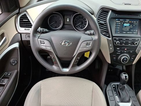 Used 2017 Hyundai Santa Fe Sport AWD/4WD image 2