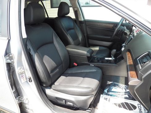 Used 2015 Subaru Outback 2.5i Limited AWD/4WD image 11