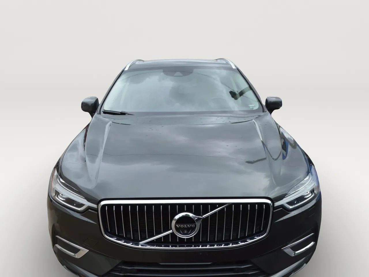 Used 2018 Volvo XC60 T6 Inscription w/ Luxury Seat Package AWD/4WD image 2