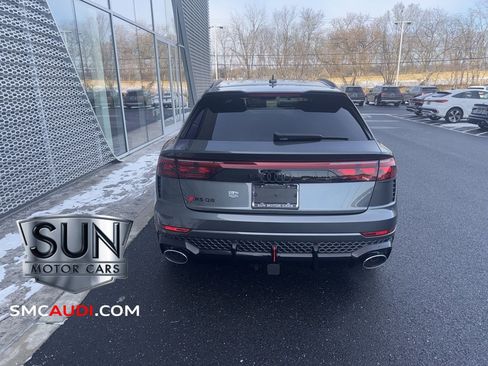 New 2025 Audi RS Q8 performance image 15