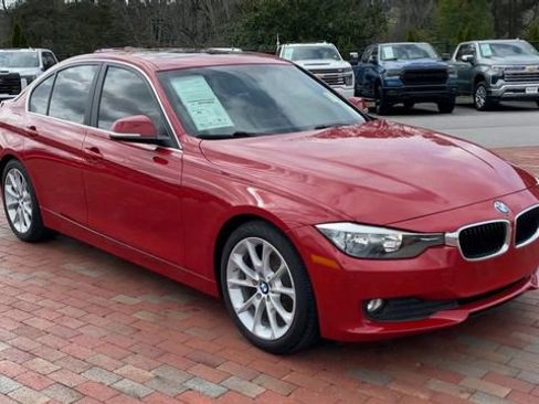 Used 2015 BMW 320i Sedan image 5