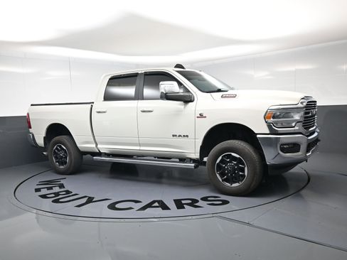Used 2024 RAM 2500 Laramie AWD/4WD image 2