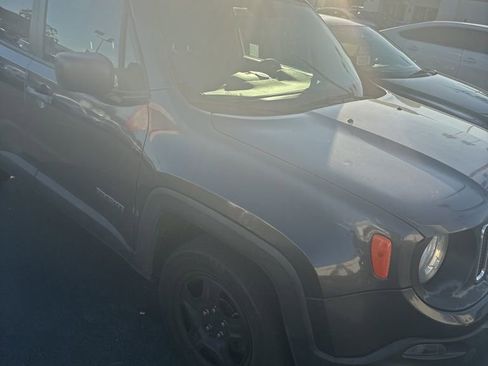 Used 2017 Jeep Renegade Sport w/ Power & Air Group image 6