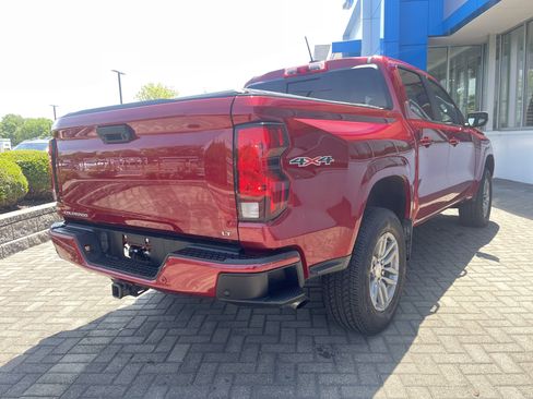 Used 2023 Chevrolet Colorado LT w/ LT Convenience Package II image 5