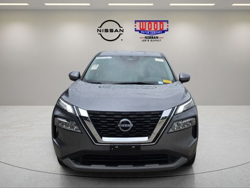 Used 2023 Nissan Rogue SV AWD/4WD image 6