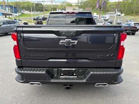 Used 2022 Chevrolet Silverado 1500 High Country w/ High Country Premium Package image 4