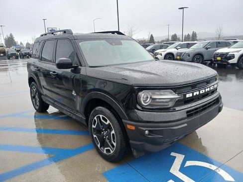 Used 2023 Ford Bronco Sport Outer Banks image 2