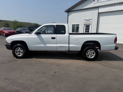 Used 2002 Dodge Dakota 4x4 Club Cab image 2
