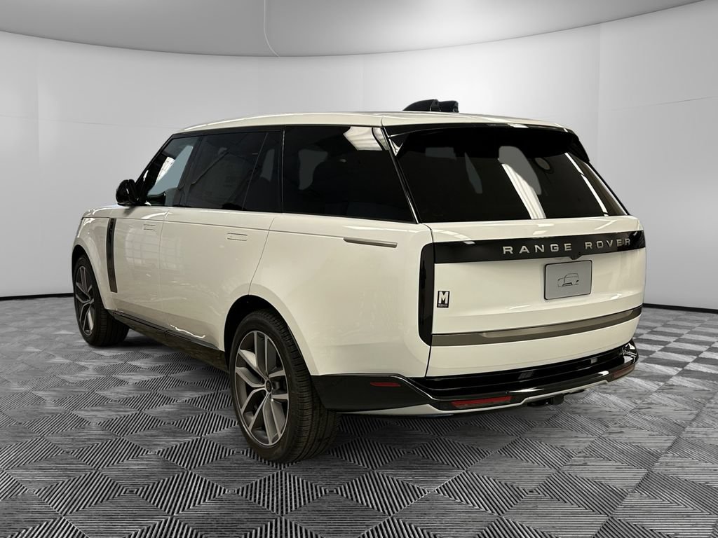 New 2027 Land Rover Range Rover Long Wheelbase SE AWD/4WD image 3