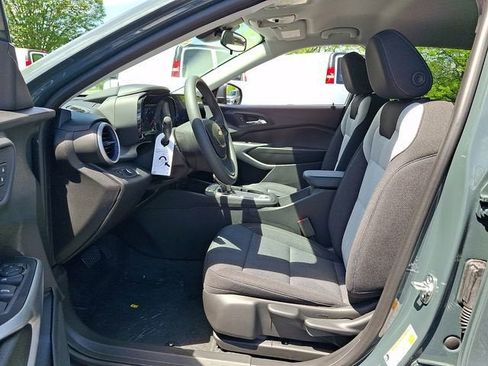 New 2026 Chevrolet Trax LS w/ LS Convenience Package FWD image 7