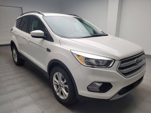 Used 2018 Ford Escape SE w/ Ford Safe & Smart Package AWD/4WD image 13