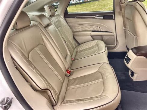 Used 2017 Ford Fusion Platinum image 14