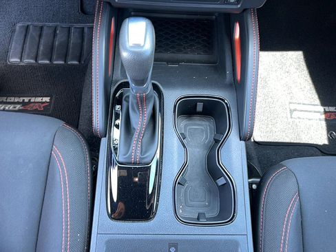 Used 2022 Nissan Frontier PRO-4X image 20