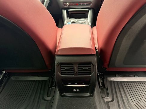 Used 2025 BMW i4 eDrive40 RWD image 19