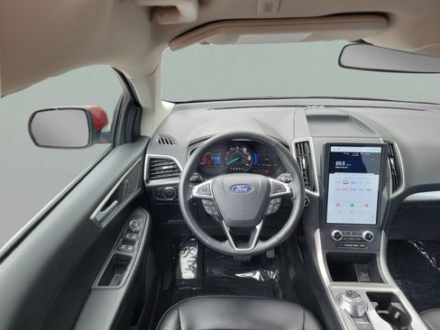 Used 2024 Ford Edge SEL AWD/4WD image 5