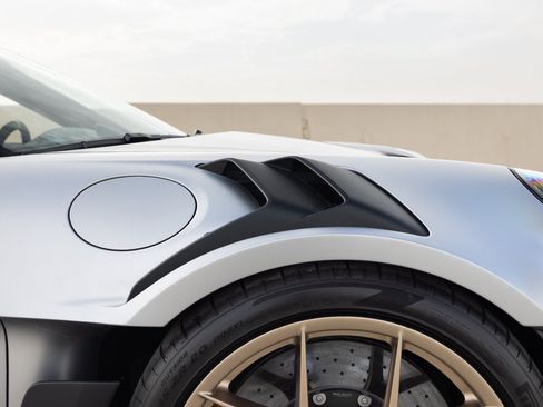 Used 2025 Porsche 911 GT3 RS RWD image 24